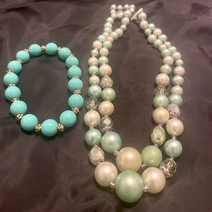 Vintage green beaded necklace with Aqua blue bead bracelet